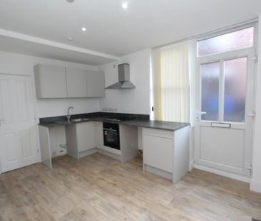 1 bedroom ground floor flat to rent - Photo 3