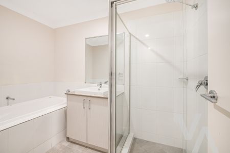 62b Redgum Circuit, Aberglasslyn - Photo 4