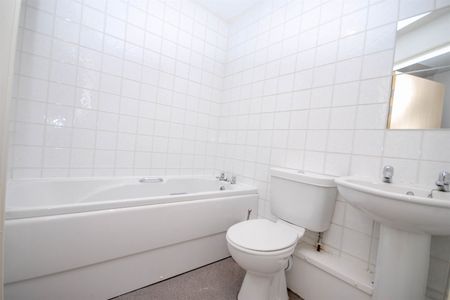 2 bed apartment to rent in The Bar, St James Gate, City Centre, Newcastle, NE1 - Photo 2
