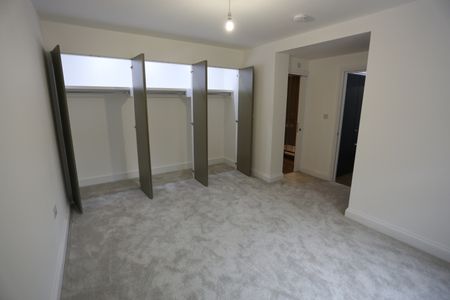 2 Bed Flat, Fox Hill, SE19 - Photo 3