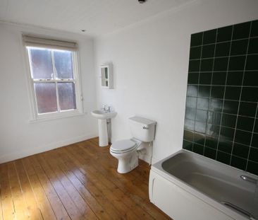 3 bedroom terraced house to rent - Photo 6