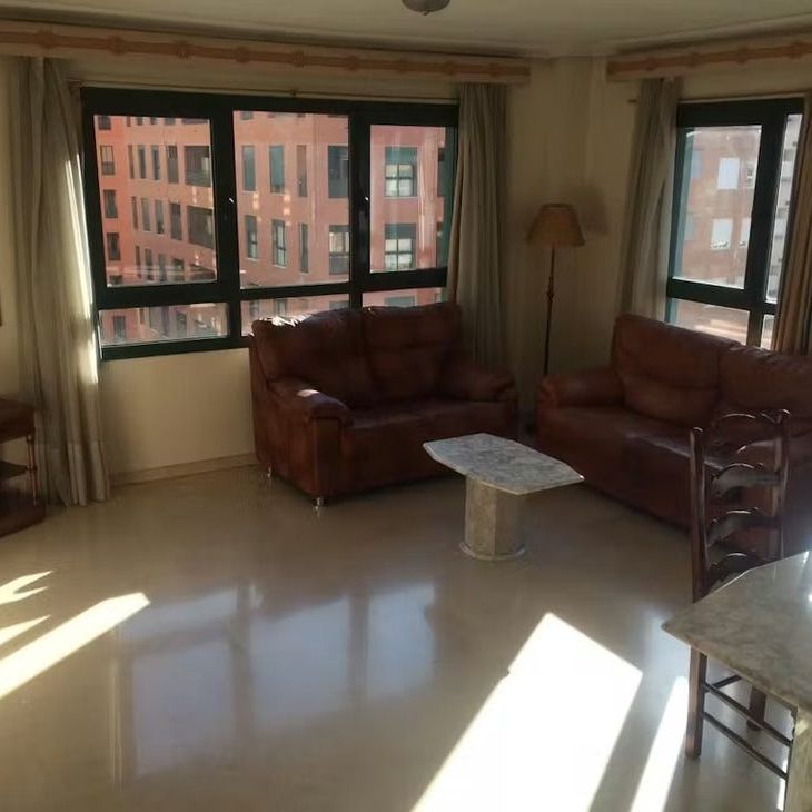 Avinguda de l'Institut Obrer de Valèncià, Valencia, Valencian Community 46013 - Photo 1