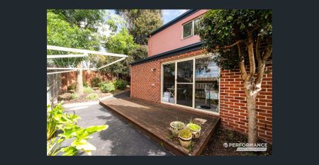 Prime Position Between City Links and the Sea - Photo 3