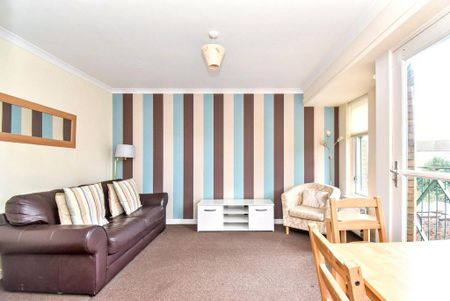 1 bedroom flat to rent - Photo 2