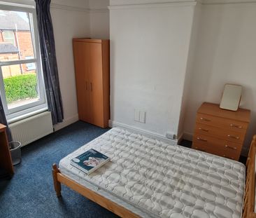 6-Bed Student House – Pennsylvania Road, Exeter Room A - Photo 2