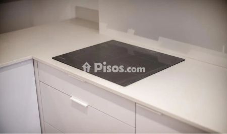 Dúplex en alquiler en Carrer del Beat Almató, cerca de Carrer de Móra d'Ebre - Photo 3