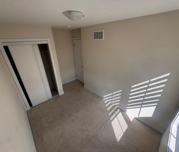 For Lease - 21 Melody Lane, Thorold, Ontario - Photo 1