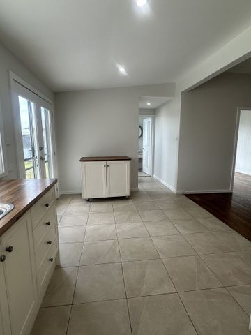 Home For Rent - Photo 5