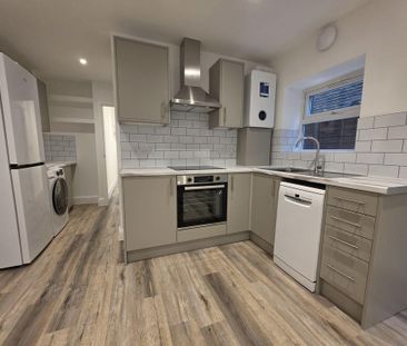 2 bedroom apartment to rent - Photo 6