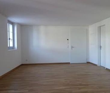 Modern 2-room apartment in the center of Meilen - Photo 1