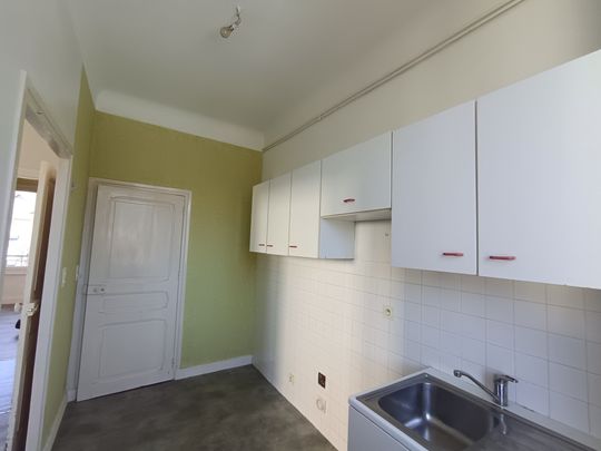 Location Appartement 3 pièces 43m² LA BOURBOULE 63150 - Photo 1