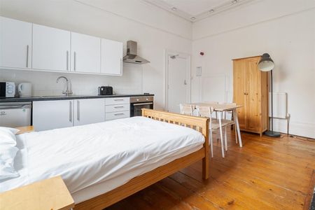 Westbourne Place, Bristol - Photo 4