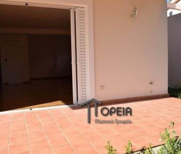 Ενοικίαση κατοικίας, 230 τ.μ., Καλύβια Θορικού, 1.650 € - Photo 1