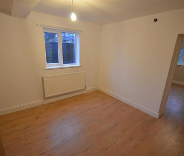 2 bedroom semi-detached house to rent - Photo 2