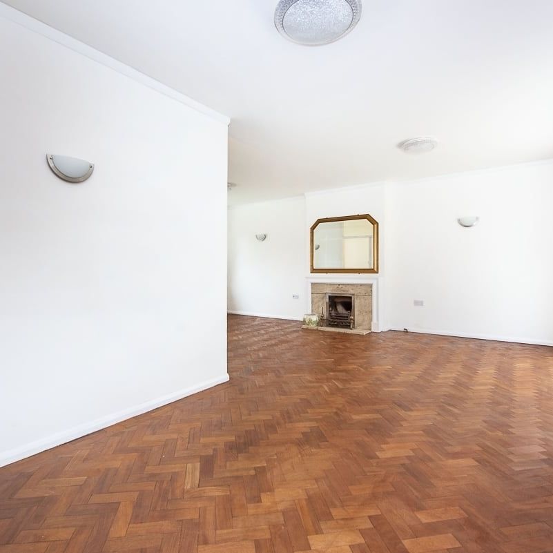 5 bedroom detached house to rent - Photo 1