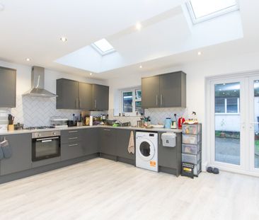 3 Bed Terraced House, The Mount, CV3 - Photo 5