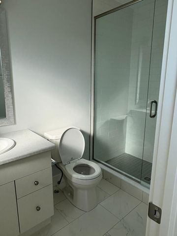 For Lease - 925 Deveron Crescent Unit# 68, London South, Ontario - Photo 2