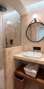 Location Appartement 2 pièces Meublé 47m² PARIS 8ème - Photo 4