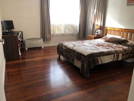 2/2 Godley Road - Photo 4