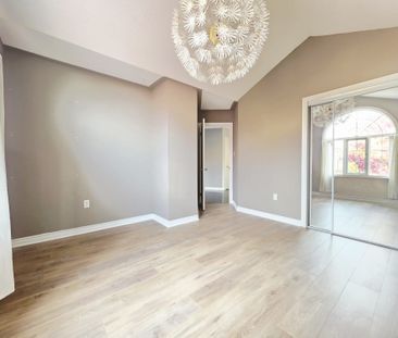 For Lease - 63 Sunridge Street, Richmond Hill, Ontario - Photo 2