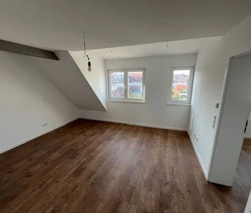 RESERVIERT! Moderne große 4 ZKB-Mais.-Wohnung mit Balkon in Seckenehim - Photo 6