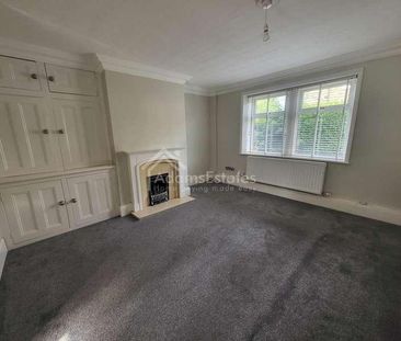 Fiddler Hill, Dewsbury, WF12 - Photo 2