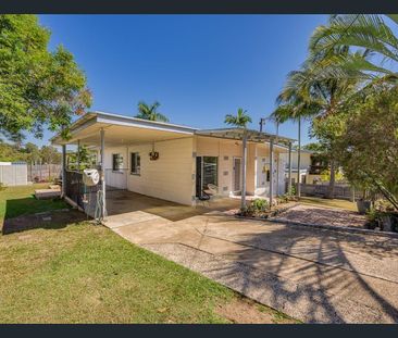 Comfortable Living in a Convenient Location - Photo 6