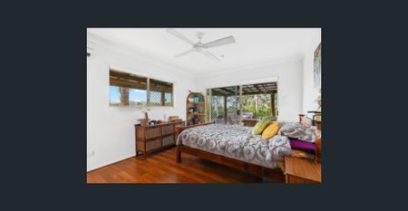 5 Beds and Pet friendly plus only 2 weeks Bond - Photo 3