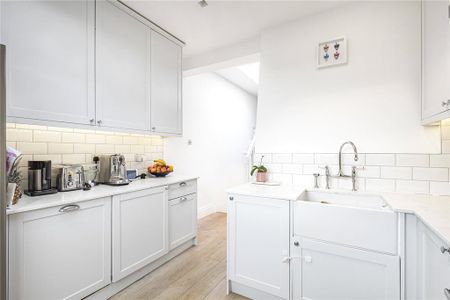 3 bedroom maisonette to rent - Photo 5