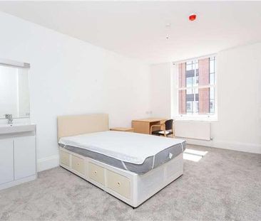 Fulham Road, London, SW3 - Photo 3