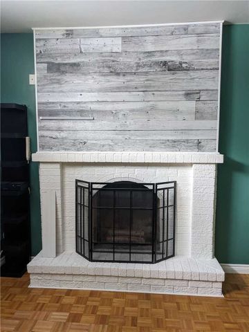 For Lease - 132 Old Surrey Lane Unit# Lower, Richmond Hill, Ontario - Photo 2