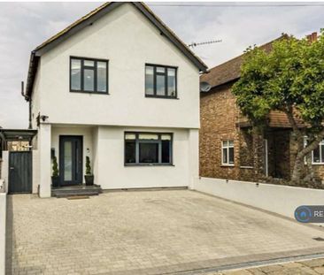 3 bedroom detached house to rent - Photo 5