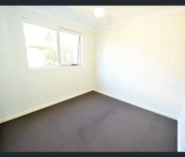 2/5-7 Fig Tree Avenue Telopea - Photo 2