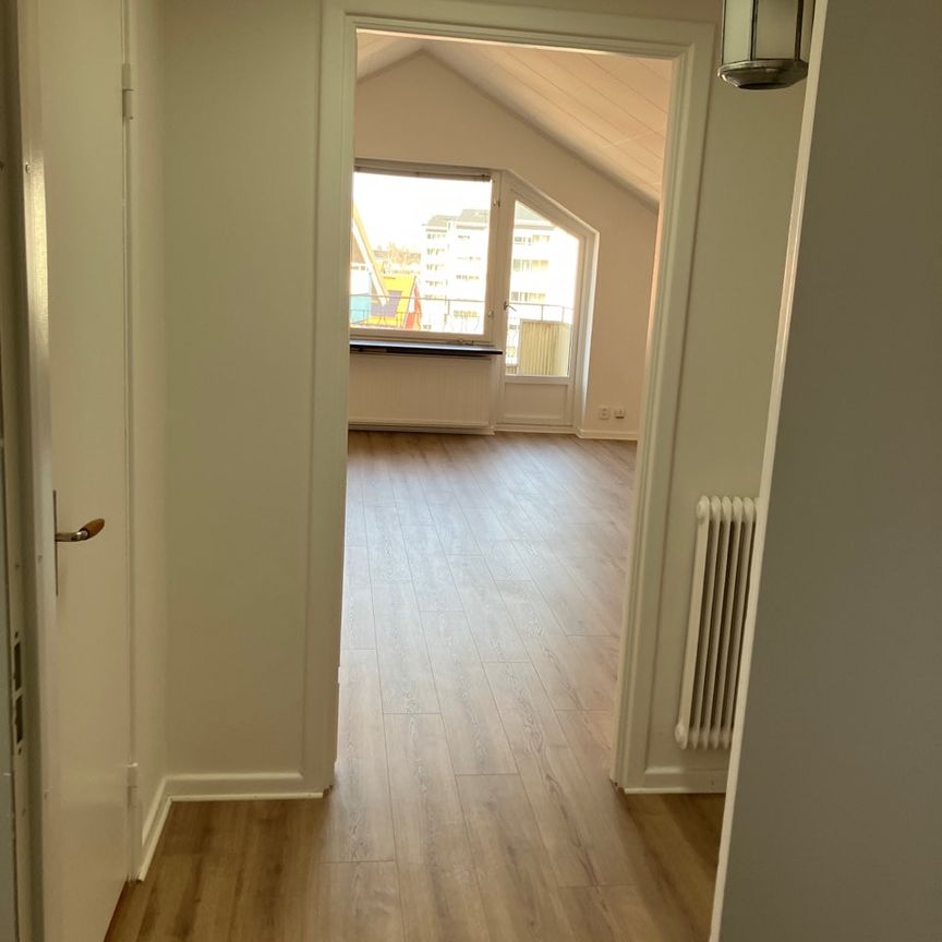 Fristadvägen 106 B - Foto 1