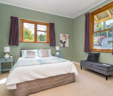 As cute as a button - Photo 6