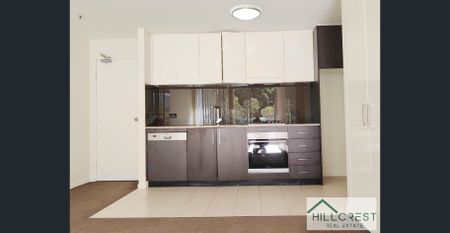 SPACIOUS AND INVITING 2 BEDROOM APARTMENT - Photo 4