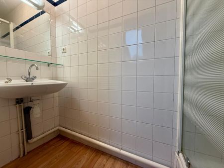 Location Appartement 2 pièces 27m² NANTES 44000 - Photo 3