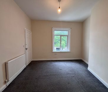 2 Bed Terraced House, Hardman Lane, M35 - Photo 6