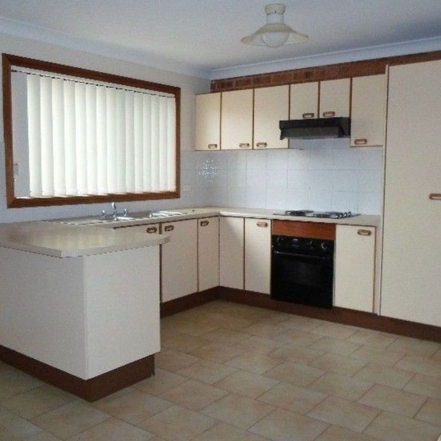 3 Bedroom Home&comma; in a Prime Location&excl; - Photo 2