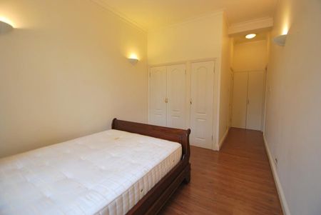 William Court, Hall Road, London NW8 - Photo 5