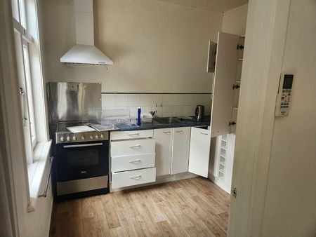 Well Located 3 Bedroom Flat - Photo 5