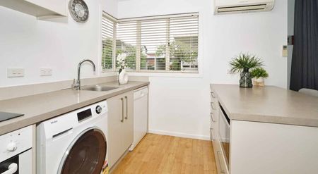 Don't miss out!! - Photo 3