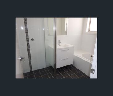 4 BEDROOM HOUSE LOCATED CALALA - Photo 4