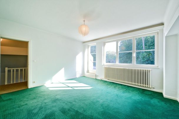A proximité du Parc de Woluwé, une belle villa 5 chambres - Photo 1