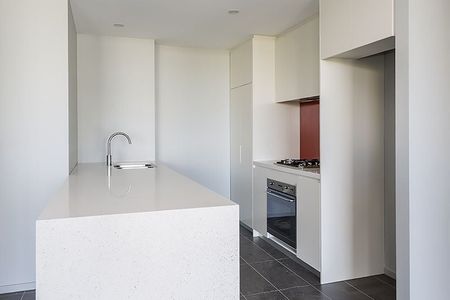 North 33 | Near New Spacious & Luxurious Three Bedroom Apartment - Photo 3