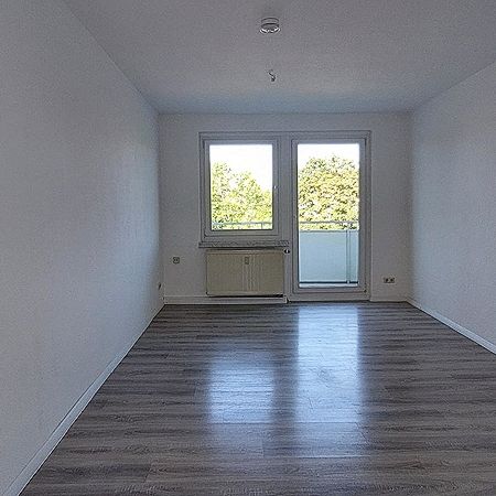 Tolle 3 Raumwohnung mit Balkon !! Neu ab 01.12.2024 fertig! - Photo 1