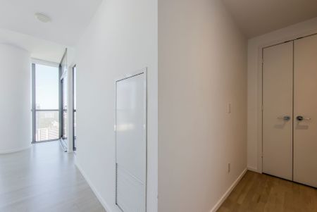 For Lease - 101 Charles Street Unit# 4010, Toronto, Ontario - Photo 2