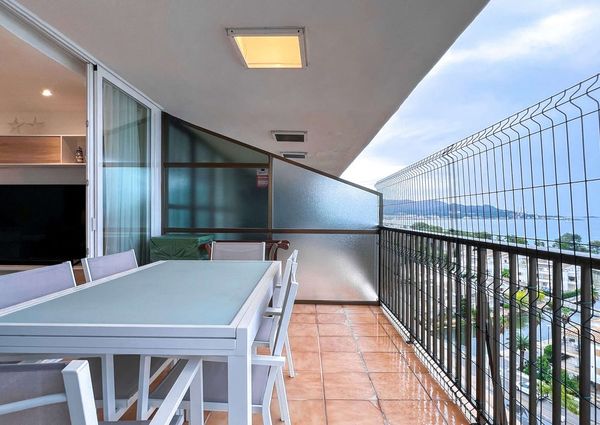 Carretera dArtà, 88, Port d'Alcúdia, Balearic Islands 07400