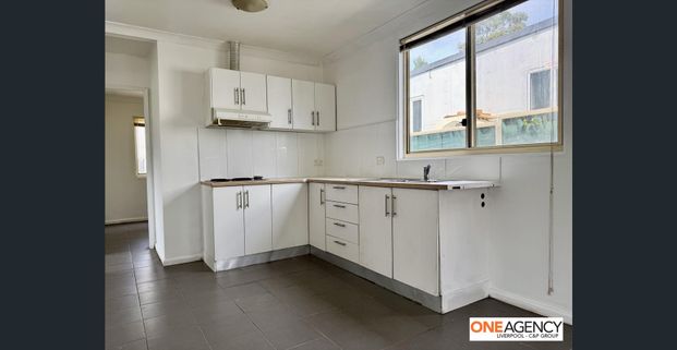 Affordable 3-Bedroom, 2-Bathroom Flat in a Convenient Location. - Photo 1