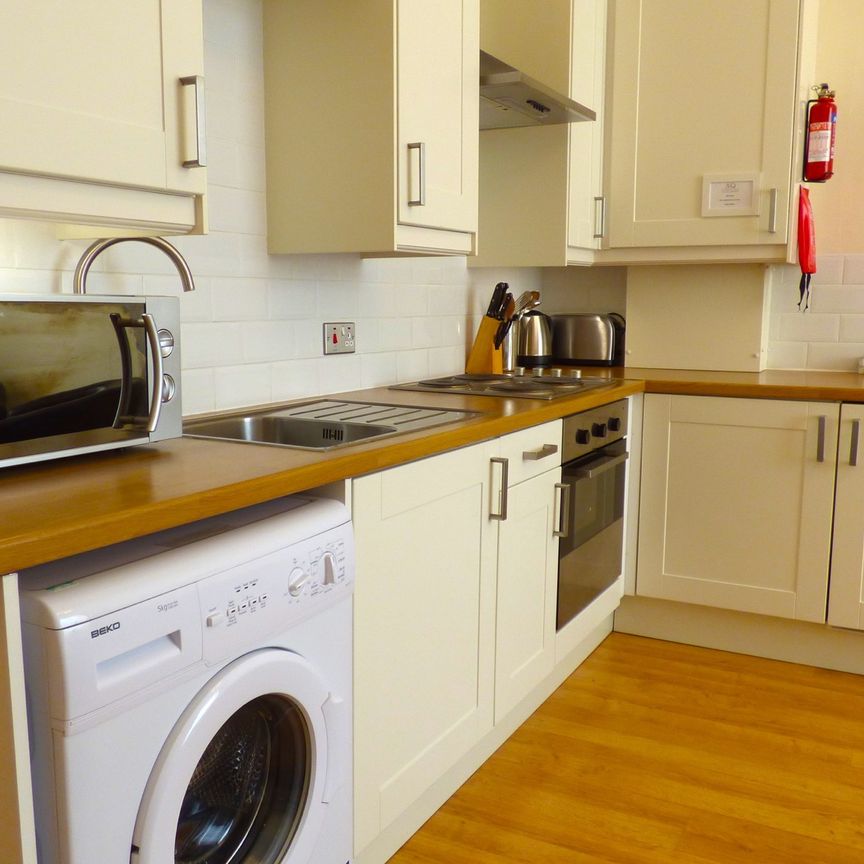 Back Room(Byron), Flat 1, 55/57 Cathedral Road, Cardiff CF11 9HD - Photo 1